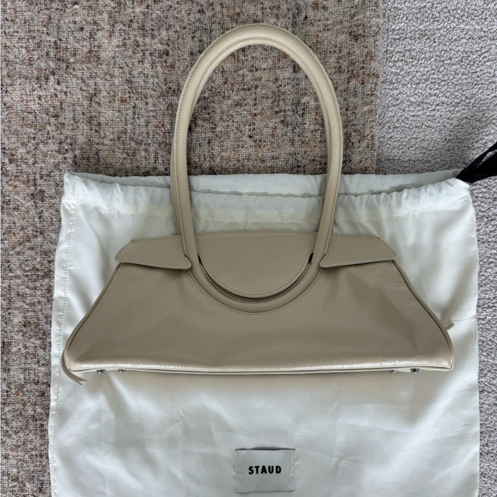 STAUD Cream Leather Shoulder Bag - Picture 4 of 11